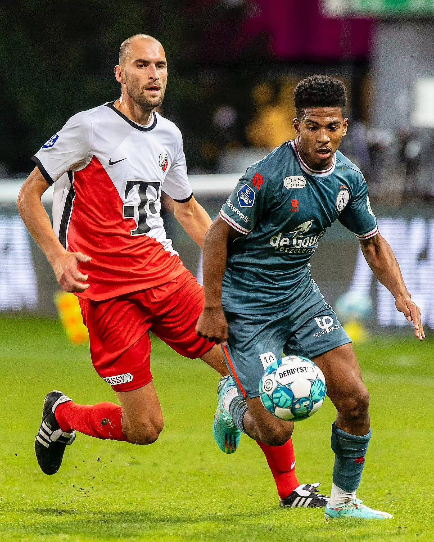 埋下了更多 埋下了更多